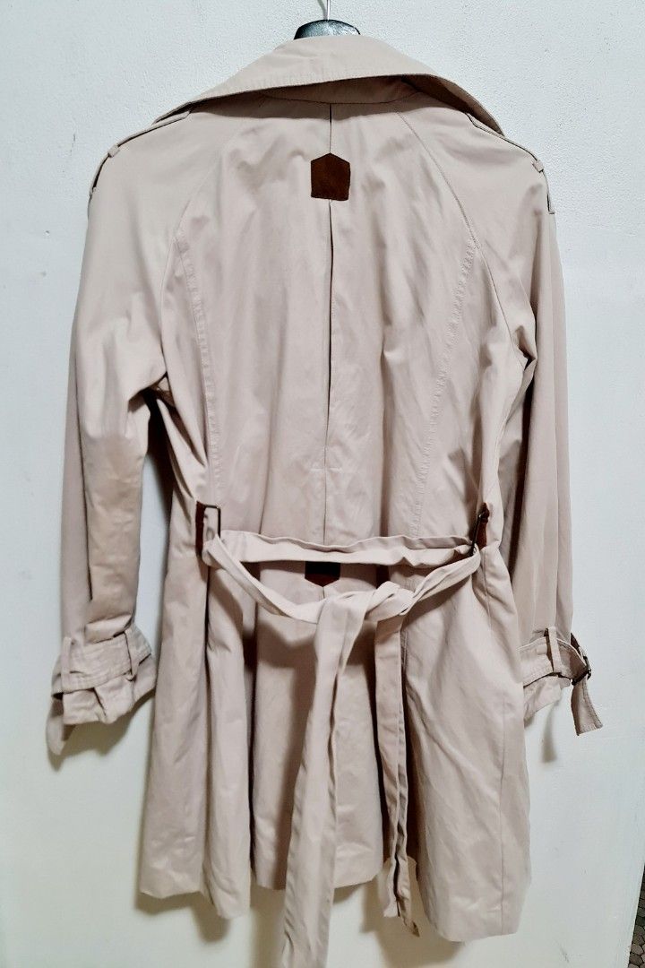 Regatta Beige Trench Coat(Petite 14) (Category: Women's Clothes) located in Sydney. Submitted by desirably (Listing ID 1441078315, Image 2). Description: Regatta Beige Trench Coat with Belt(Petite 14) for $45. Worn very lightly&in excellent condition. Super chic&versatile - perfect to wear all year round! Pick up from Marrickville. Pls feel free to check out my other listings..