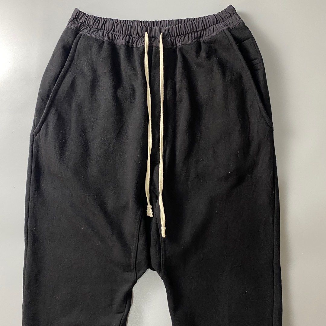 Rick Owens Drkshdw Cotton Drop Crotch Pants (Category: Joggers) located in Bacolod City. Submitted by antizero.6100 (Listing ID 1441106191, Image 2). Description: Complete tags Authenticity are not guaranted Need wash Sign of usage Size 30 up to 38W 39L Check each photo for details .