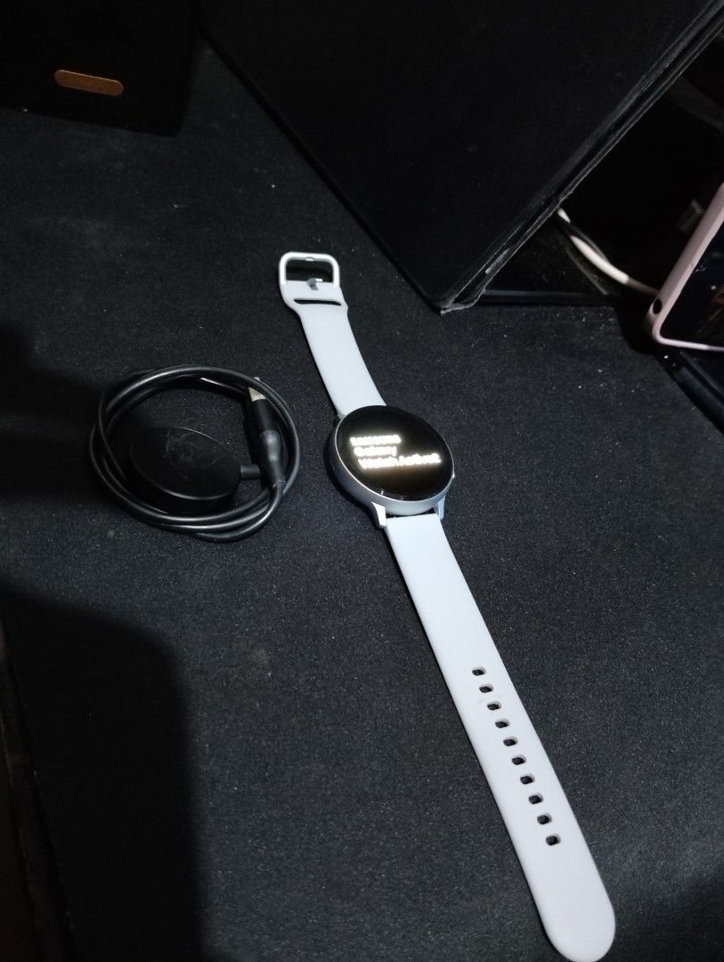 Samsung Galaxy Watch Active 2 Smartwatch (Category: Wearables & Smart Watches) located in Santa Cruz. Submitted by jm.co (Listing ID 1440952691, Image 1). Description: - Samsung Galaxy Watch Active 2 - Color: Silver Aluminum - Band: Light Gray - Condition: Works great, clear screen - Includes: Original charger - Battery Health: 95% (as shown in photo) - Features: Excellent for workout tracking and daily notifications.