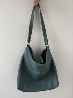 （分類：）位於 。 由 from5to9 提交（商品編號 1441082513，圖片 1）。簡介： 。