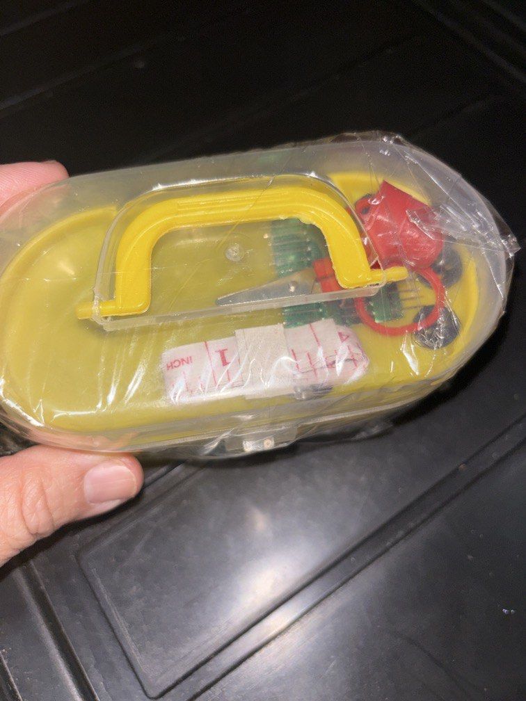 Sewing kit (Category: Craft Supplies & Tools) located in Manila. Submitted by vintageaccessories (Listing ID 1441094853, Image 1). Description: .