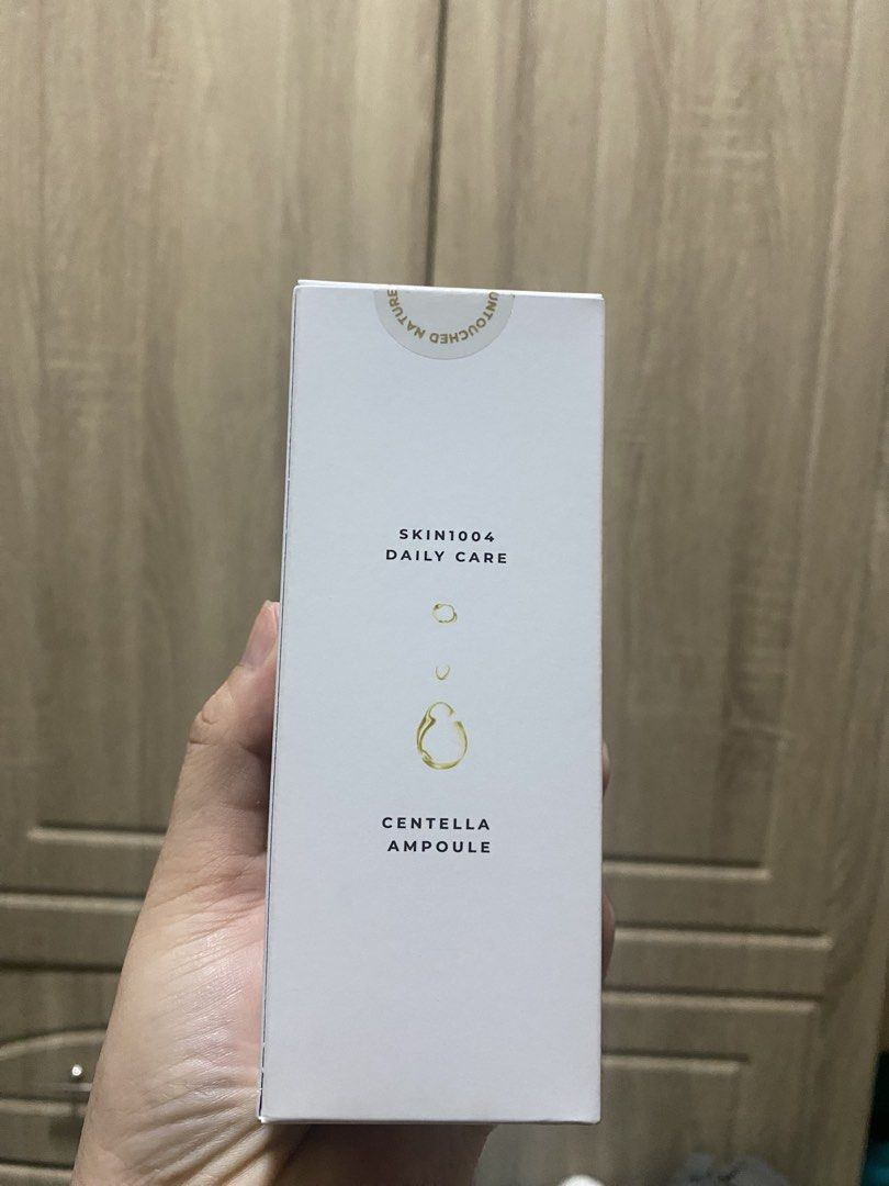 SKIN1004 Madagascar Centella Ampoule 100ml (Category: Face Care) located in Rizal. Submitted by skincarehaulph (Listing ID 1440976915, Image 2). Description: - SKIN1004 Madagascar Centella Ampoule (100ml) - Made with pure Centella Asiatica extract - Soothes and hydrates the skin - Ideal for daily skincare routine - Expiry Date: 2029.02.08.
