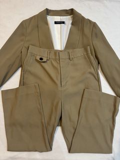 (Category: ) located in . Submitted by closet_resette (Listing ID 1441049580, Image 1). Description: .