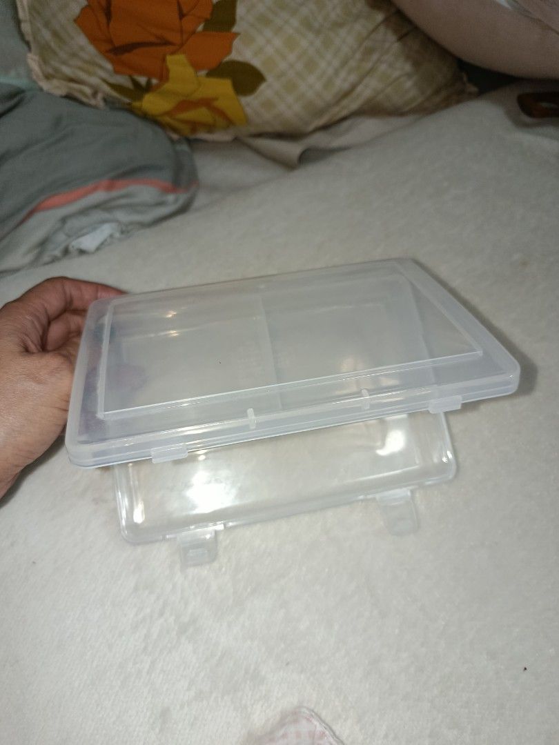 Small Plastic container accessories box (Category: Storage Boxes & Baskets) located in Quezon City. Submitted by kristal68 (Listing ID 1441151982, Image 1). Description: hair accessories not included. for demo only..