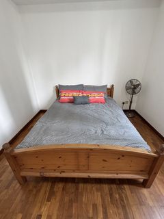 (Category: ) located in . Submitted by reddrawingroom (Listing ID 1441087397, Image 1). Description: .