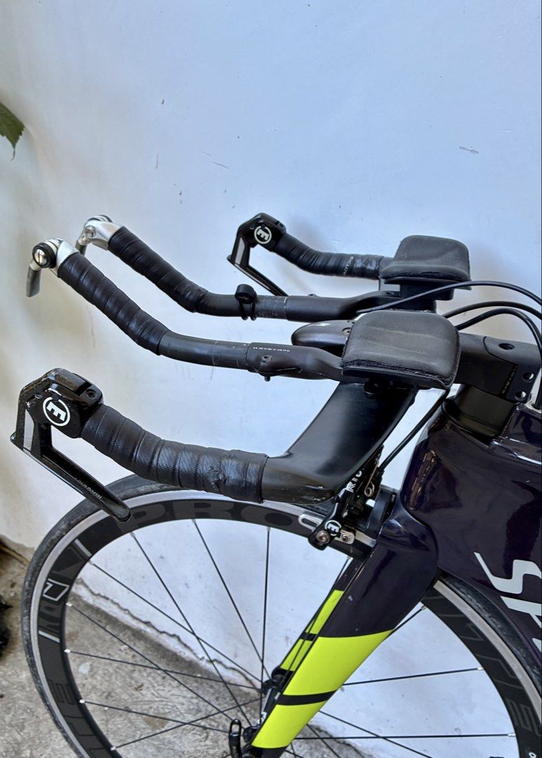 Specialized Shiv TT Triathlon Bike (Category: Bicycles) located in Santa Rosa. Submitted by hed.sipacio (Listing ID 1441059398, Image 3). Description: Specialized Shiv Elite Triathlon Bike - Full carbon frame and fork - Aerodynamic design for speed - Includes aero bars and bottle cage - Ideal for triathlons and time trials RFS: Bought a new bike .