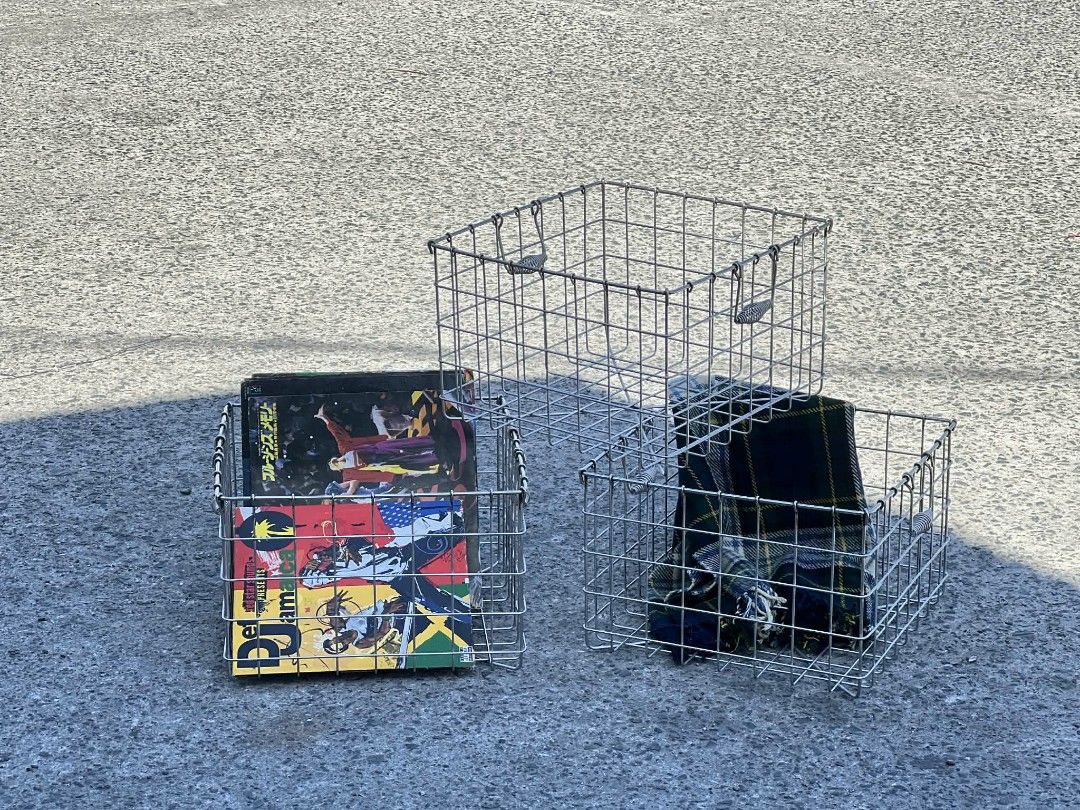 Steel wire basket (Category: Storage Boxes & Baskets) located in Manila. Submitted by mightyfox.28e9a1 (Listing ID 1440963970, Image 3). Description: .