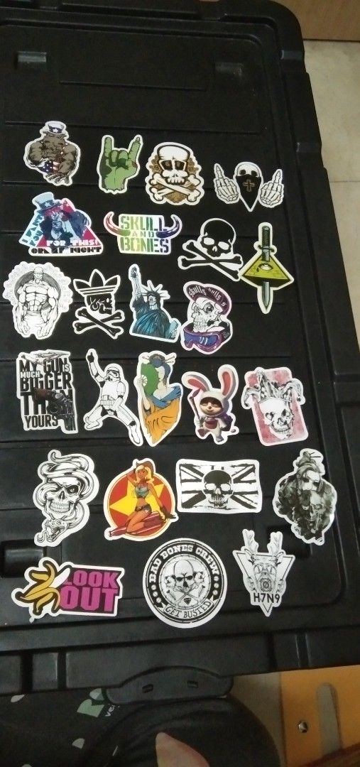Sticker set for laptop motor (Category: Laptops & Notebooks) located in Quezon City. Submitted by eidorableshop (Listing ID 1441145981, Image 1). Description: .