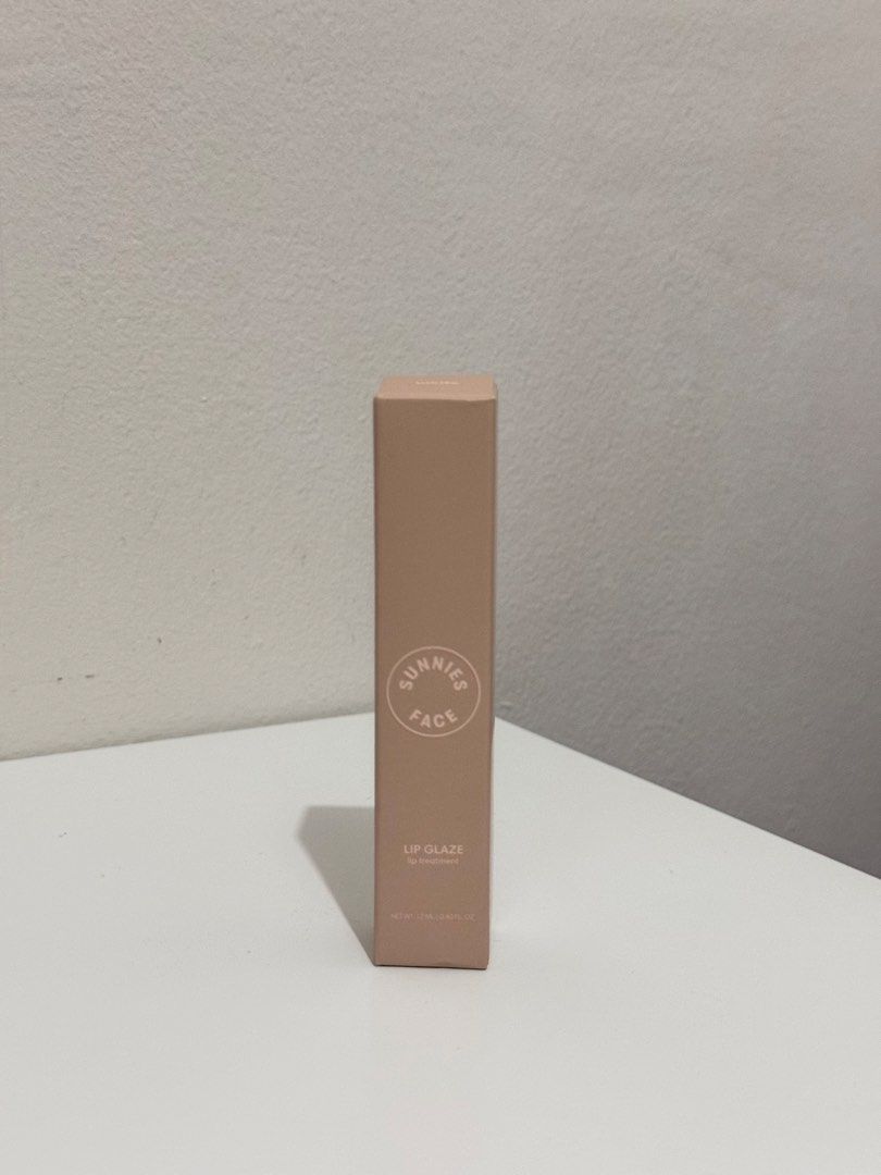 Sunnies Face Lip Glaze (Lucite) (Category: Makeup) located in Cavite. Submitted by mfcenv (Listing ID 1441133910, Image 1). Description: Sunnies Face Lip Glaze • Shade: Lucite • Authentic and brand new • Expiry Date: May 2028 MOP: Gcash/Maya/Bank Transfer Feel free to dm for more details 🤍.