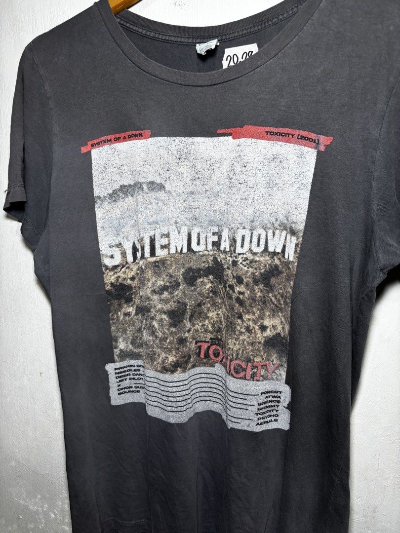 System of a Down Band tee (Category: Tshirts & Polo Shirts ) located in Calamba. Submitted by sinauna. (Listing ID 1441094688, Image 2). Description: WTS: System of a Down Band tee Condition/Issues: needs wash and has some minimal crack print (Note: Item’s not faded. Color may vary due to lighting) Dimension: 20x28 Size on tag: Medium Price: Mine - 399+SF Plus shipping fee! Free shipping if you purchase more than 3 items. Also, I can give you a d
