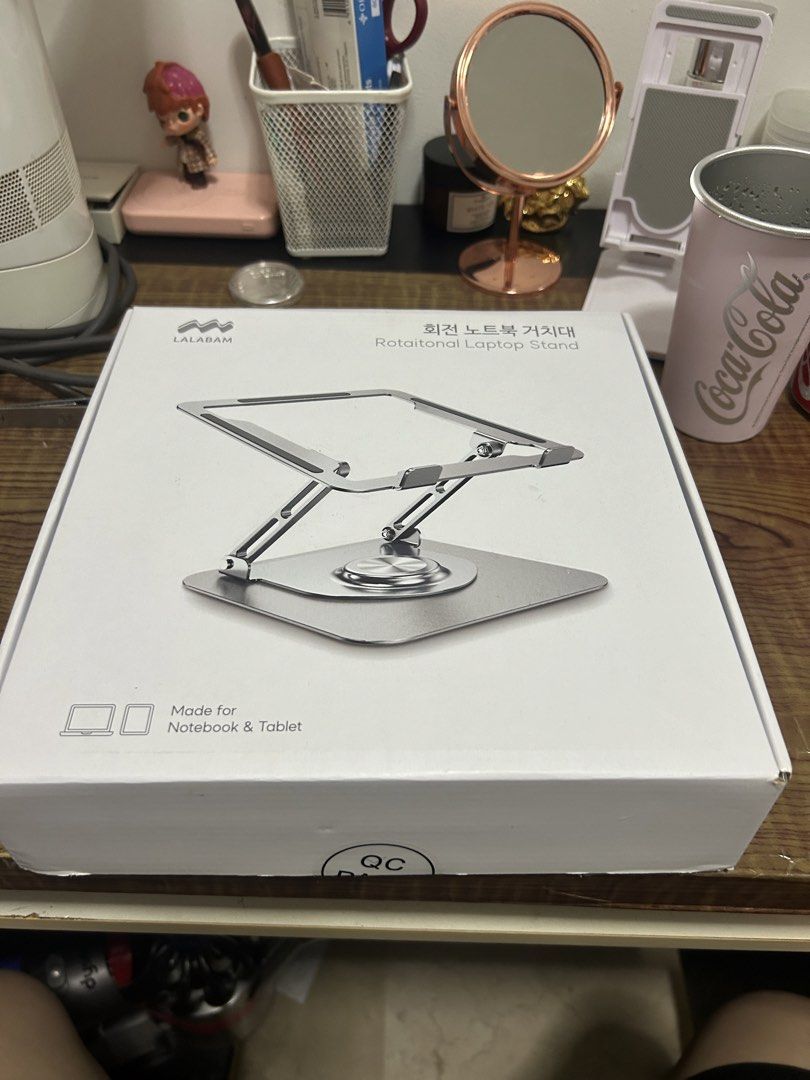Tablet Rotating Stand469646746531942400