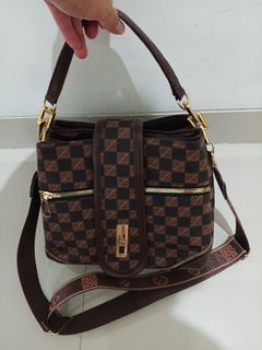 (Kategori: ) berada di . Dikirim oleh barbiesyah (ID iklan 1441129387, Gambar 1). Deskripsi: .