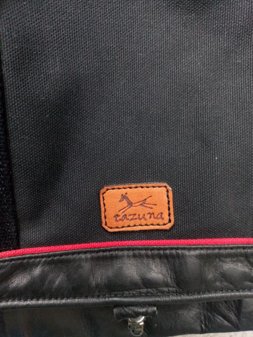 TAZUNA (Category: Sling Bags) located in General Santos City (Dadiangas). Submitted by evolveorrepeat1991 (Listing ID 1440978524, Image 3). Description: vintage tazuna black nylon and leather messenger sling bag *in pristine condition *details posted.