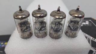 （分類：）位於 。 由 lloeee._.h 提交（商品編號 1441081767，圖片 1）。簡介： 。