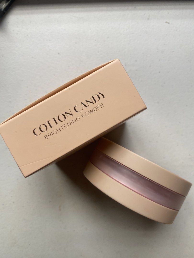 Teviant Loose Powder in Cotton Candy (Category: Makeup) located in Quezon City. Submitted by anneikaniks (Listing ID 1435799580, Image 2). Description: - Teviant Face Powder - Pink shade (Cotton candy) - 90-95% full, almost new loc: qc mod: sdd, ggx, meet-up mop: gcash/maribank.