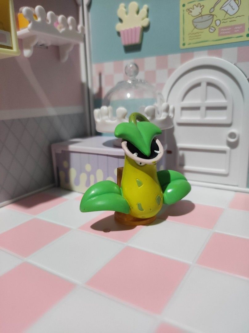 TOMY Pokemon Figure - Victreebel (Category: Figurines & Statues) located in Taguig. Submitted by lilrootshop (Listing ID 1441135333, Image 3). Description: ***Crossposted*** Price: 3,500 AUTHENTIC Pass sa lowballers! First to pay basis. No COD. For item reservation, a down payment of 50% or 100 pesos (whichever is less) is required. Down payment is non-refundable. One month reservation only. Location: Taguig (near BGC) MOP: GCash / GoTyme / CIMB.
