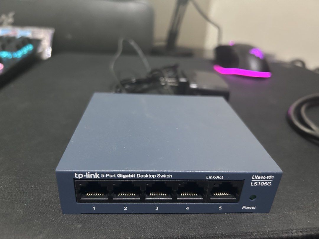 TP-Link LS105G 5-Port Gigabit Desktop Switch (Category: Networking) located in Manila. Submitted by ozzyoshot (Listing ID 1440978718, Image 1). Description: New Was just opened and tested on May 17. Box thrown already Was supposed to do a switch plus wifi extender combo but ended up working with just the extender. Never used, just tested. Can include a 0.5m ethernet cable i was supposed to use with it - TP-Link LiteWave LS105G: 5-Port Gigabit Des