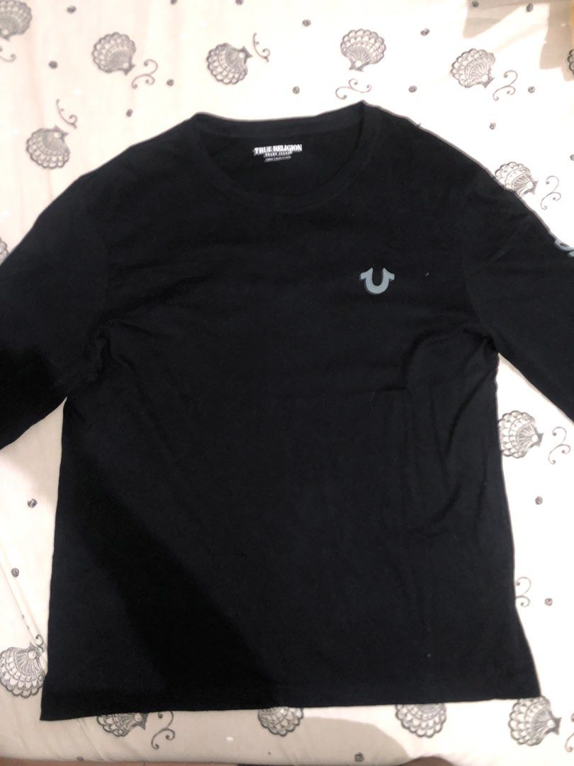 True Religion men's long-sleeve (Category: Coats, Jackets and Outerwear) located in Manila. Submitted by andreiya (Listing ID 1441006678, Image 1). Description: .