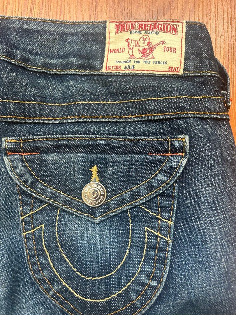 True Religion Slim-Fit Jeans (Category: Jeans) located in Quezon City. Submitted by be_declutterandthrift (Listing ID 1441054120, Image 3). Description: Elevate your everyday denim rotation with these authentic True Religion “Julie” jeans. Crafted in the USA from premium denim, this pair features a versatile dark wash with natural whiskering for a classic, lived-in appeal. Key Features: • Brand: True Religion • Style: Julie (Slim / Straight Leg) 