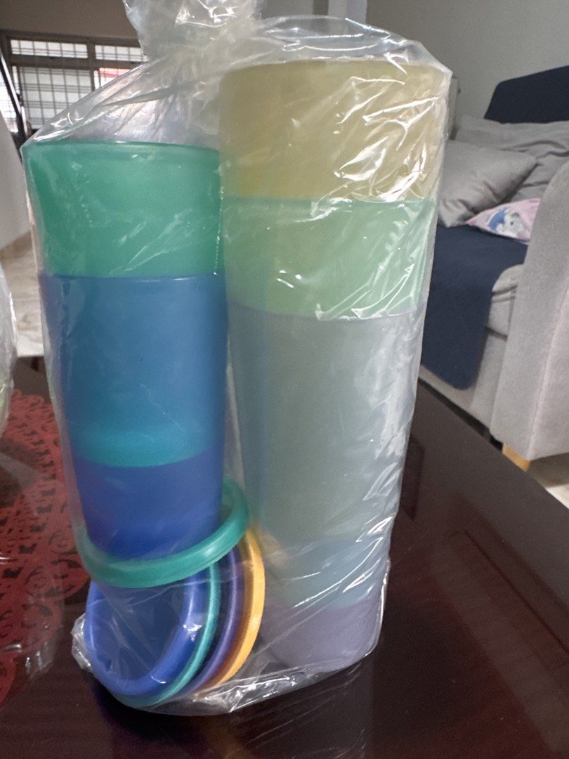 Tupperware drinking bottle469336178421278720