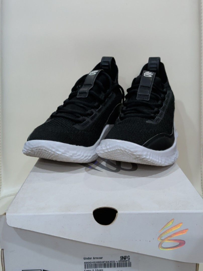 Under Armour Steph Curry Flow 8 (US Men 7 | Black / White) (Category: Sneakers) located in Quezon City. Submitted by andybanson (Listing ID 1306374699, Image 1). Description: The Curry Flow 8 is Steph Curry’s eighth signature shoe with Under Armour and the first under the brand’s Curry Brand umbrella. Comes with original box Used only once for light training Reason for selling: Decluttering.