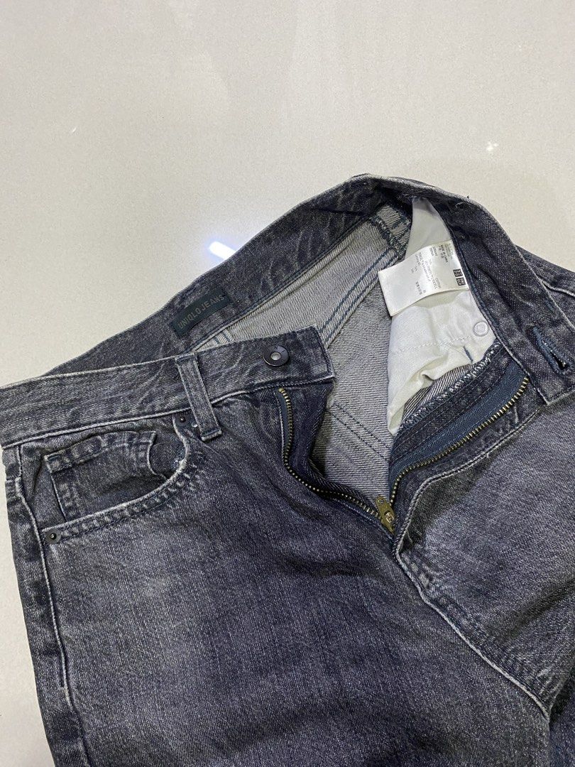 Uniqlo Black Denim Jeans (Category: Jeans) located in Pasig City. Submitted by michelledelapena644 (Listing ID 1441036628, Image 2). Description: - Uniqlo Black Denim Jeans - Straight Leg Fit - Classic 5-Pocket Style - Zipper Fly with Button Closure - Versatile for Casual or Dressed-Up Looks - Easy to Pair with Any Top ps. Buyer will shoulder the delivery fee ps: Fixed price.