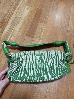 (Category: ) located in . Submitted by whambampam (Listing ID 1441140926, Image 1). Description: .