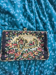 (Category: ) located in . Submitted by fvintage (Listing ID 1440993961, Image 1). Description: .