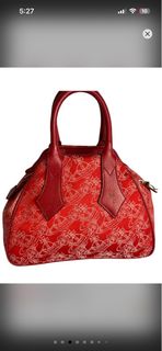 (Category: ) located in . Submitted by TinortaPreloved (Listing ID 1441049002, Image 1). Description: .