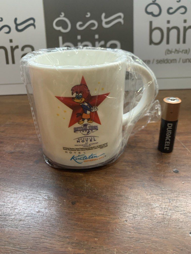 Woody Wood Pecker - Cup Merch - Universal Studios (Category: Vintage Collectibles) located in Carmona. Submitted by bihira (Listing ID 1441054064, Image 1). Description: Woody Wood Pecker - Cup Merch - Universal Studios - WYSIWYG - Woody Wood Pecker Merch - Authentic - Cup is made of Plastic.