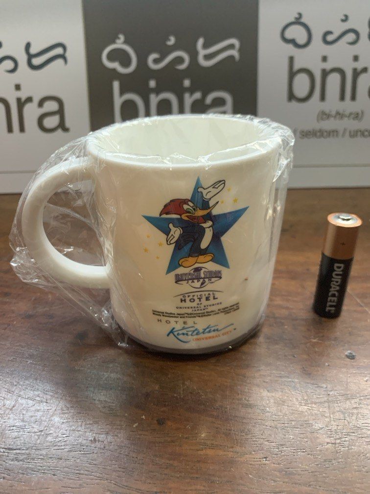 Woody Wood Pecker - Cup Merch - Universal Studios (Category: Vintage Collectibles) located in Carmona. Submitted by bihira (Listing ID 1441054064, Image 2). Description: Woody Wood Pecker - Cup Merch - Universal Studios - WYSIWYG - Woody Wood Pecker Merch - Authentic - Cup is made of Plastic.