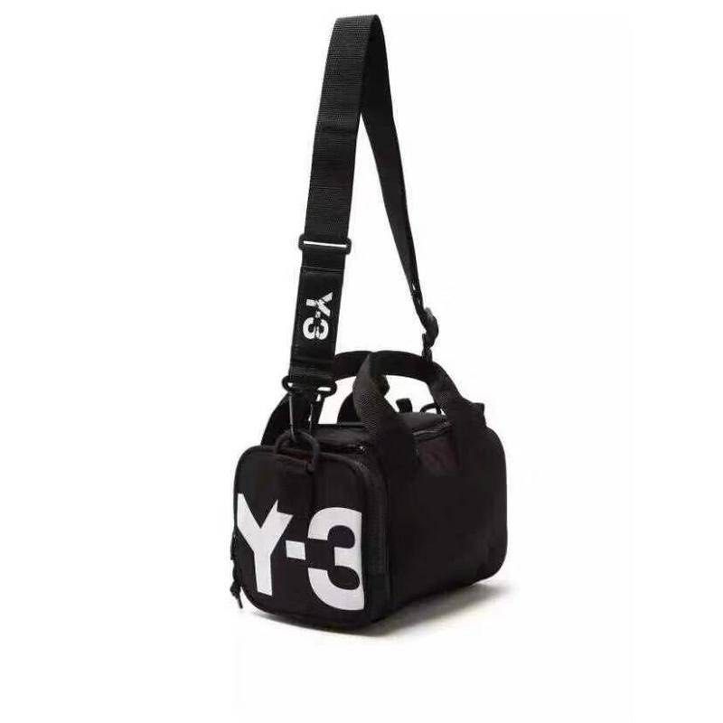 Y3 yohji yamamoto camera bag (Category: Sling Bags) located in Quezon City. Submitted by rnnemdza (Listing ID 1440981045, Image 2). Description: still good as new. also comes with a dust bag.