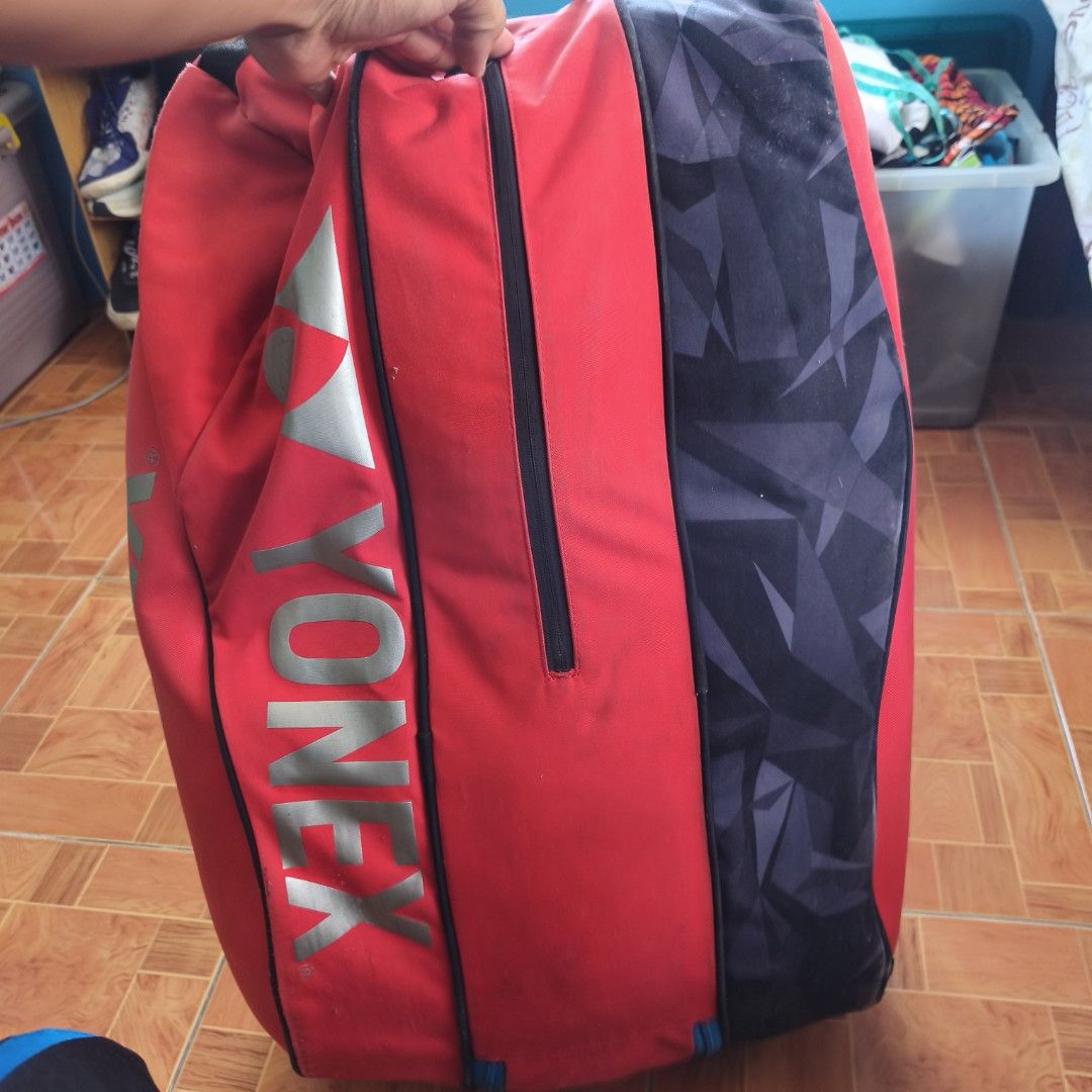 Yonex Badminton Tennis Backpack Bag (Category: Racket and Ball Sports) located in San Juan, Ilocos Sur. Submitted by jd_thrifted (Listing ID 1441003938, Image 3). Description: .