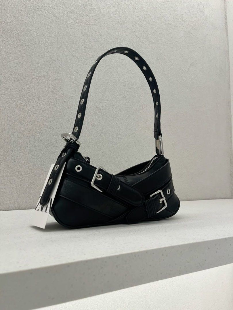 Zara Belt Detail Shoulder Bag (Category: Shoulder Bags) located in Taguig. Submitted by poshcity (Listing ID 1441129021, Image 2). Description: ✨PLEASE MAKE READING A HABIT✨ INCLUSIONS: ✨: With Tag and Paperbag ✨: What you see is what you get ✨: Manage your expectations. Items are all MPO/Mall Pull Out — ✔️: Sure buyers only should fill up the form, No form No item. ✔️: Payment first policy. No COD & COP. .