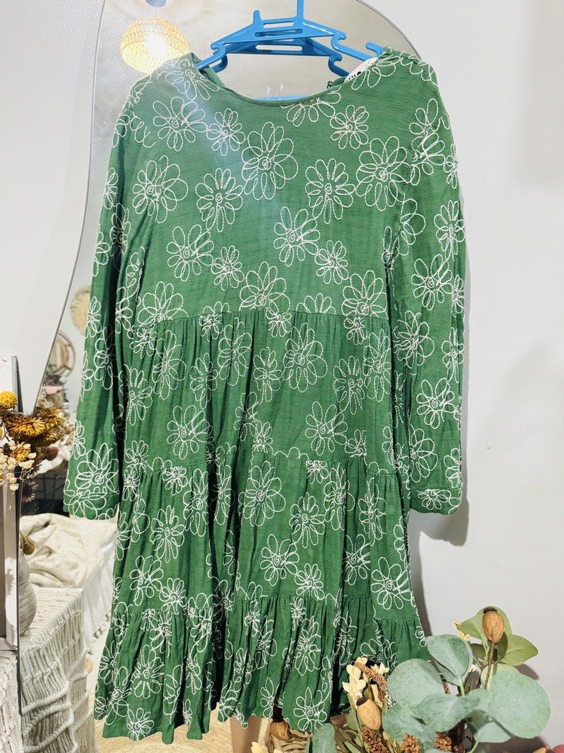 Zara embroidered dress (Category: Dresses) located in Taguig. Submitted by lordfriedrich (Listing ID 1441138834, Image 2). Description: In good condition Shipping to be shouldered by the buyer.