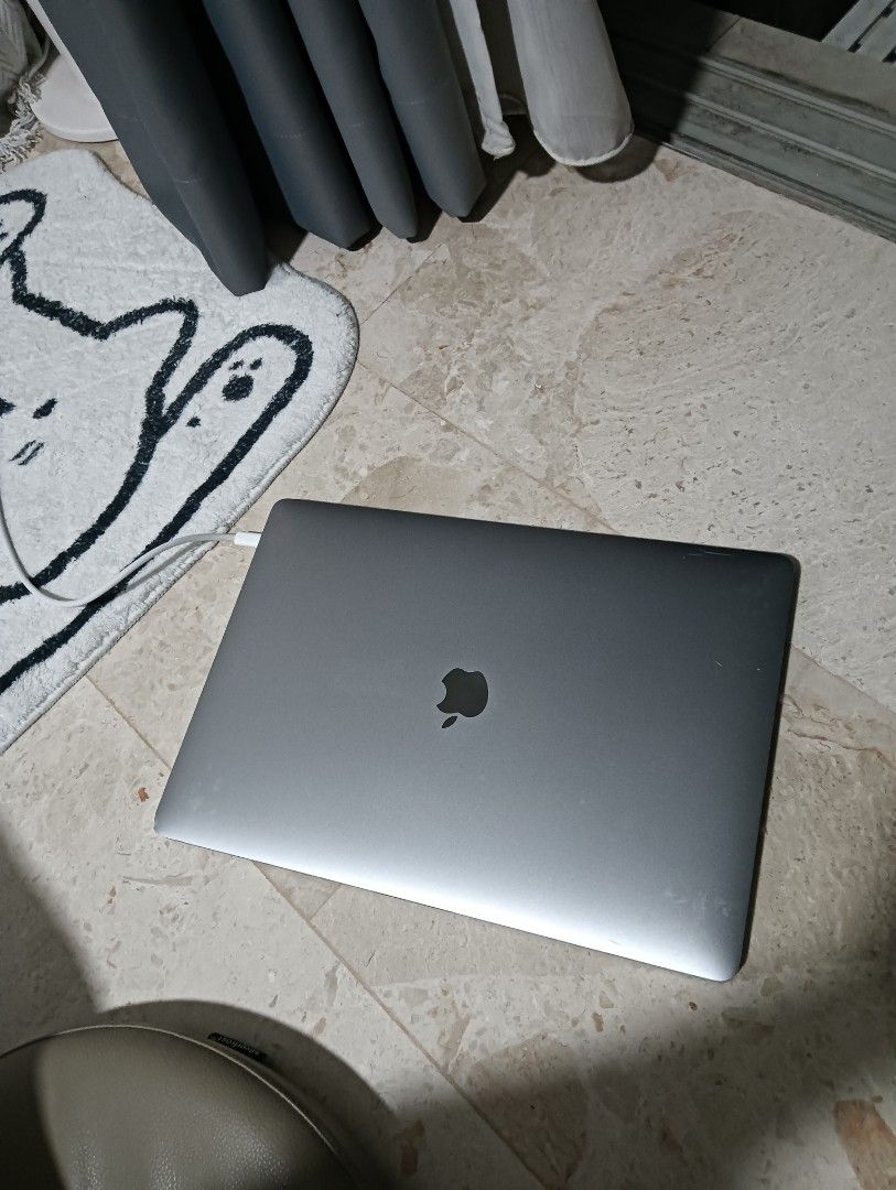 2017 15" Touchbar MacBook Pro445306754879334401