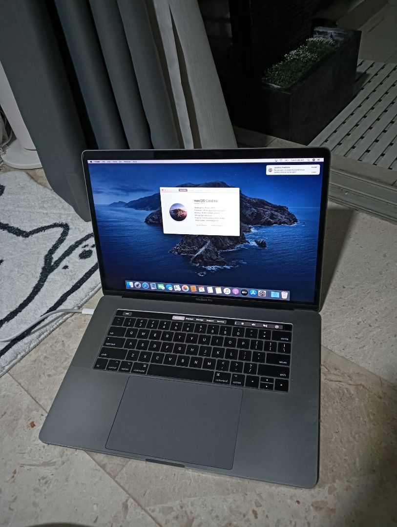 2017 15" Touchbar MacBook Pro445306754879334400