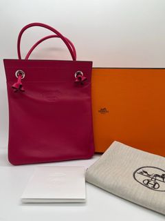 （分類：）位於 。 由 eluse_luxury 提交（商品編號 1435968525，圖片 1）。簡介： 。
