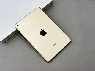 （分類：）位於 。 由 tatcase.studio 提交（商品編號 1435937909，圖片 1）。簡介： 。