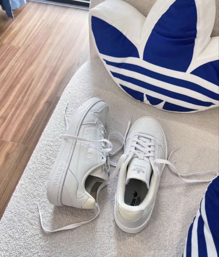 Adidas NY 90 White (8.5 / 25.5cm) (Category: Sneakers) located in San Mateo. Submitted by abcdefg7777 (Listing ID 1435965554, Image 1). Description: FOR SALE: Adidas NY 90 White Shoes (8.5 / 25.5cm) ✔️ Original / Authentic ✔️ with Box ✔️ Brandnew Note: That last picture is the actual item on hand and the most recent photo.👟 Rfs: Change of mind hehe,Fitted only! 💸 Original Price: ₱5,000 💸 Selling Price: 1,500 (STEAL DEAL!) no more tawad! Perfec