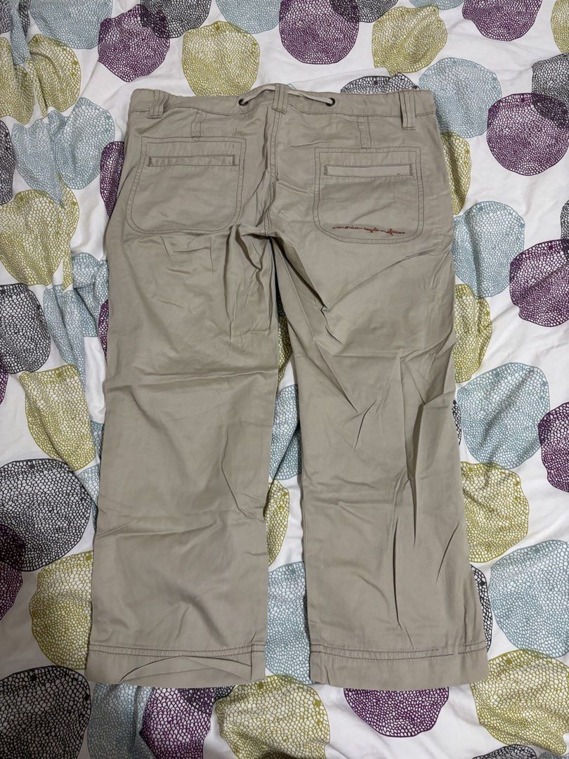 American Eagle Outfitters Khaki low waisted Pants (Category: Jeans) located in Manila. Submitted by loopy99999 (Listing ID 1436053236, Image 2). Description: (HOOK FELL OFF) but can still be worn from the drawstring - American Eagle Outfitters khaki pants - Size: 6 - Features a single back pocket with red embroidered logo - Material: 100% cotton - Made in Hong Kong - Style: Classic casual.