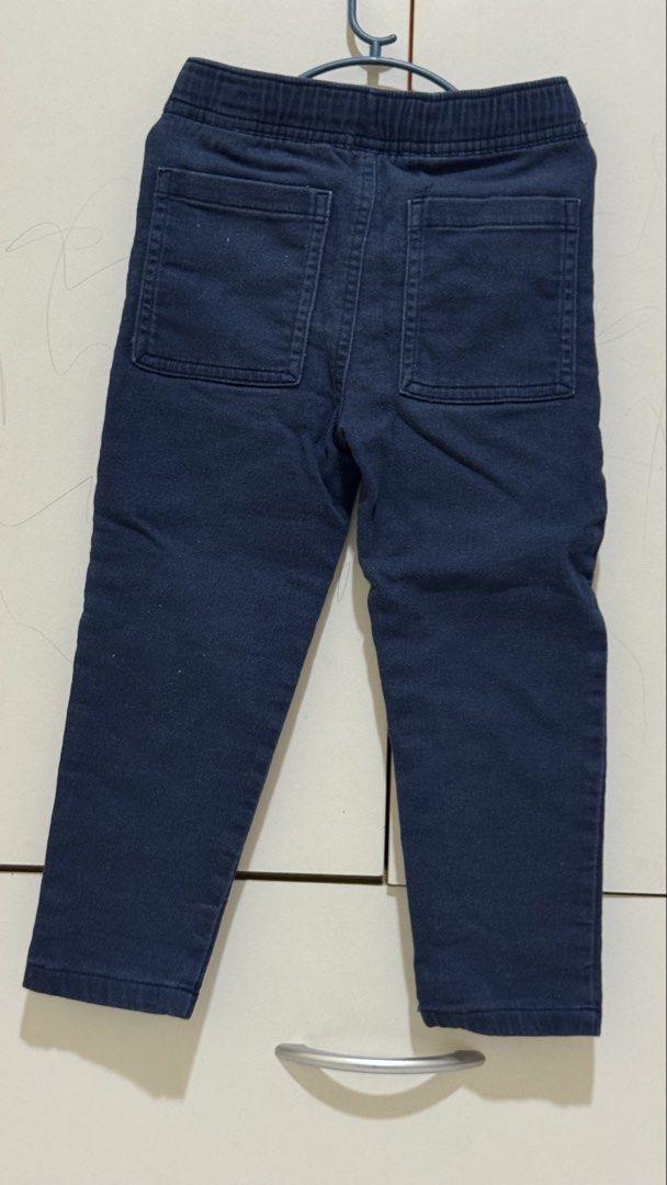 Anko Kids Navy Blue Pants Size 3 (Category: Babies & Kids Fashion) located in Quezon City. Submitted by skylar_15 (Listing ID 1435954395, Image 2). Description: - Aniko Kids navy blue pants - Size 3 - Elastic waistband with drawstring - Two back pockets - Two front pockets Can fit up to 4y Preloved Bought it in US Selling it for 300.