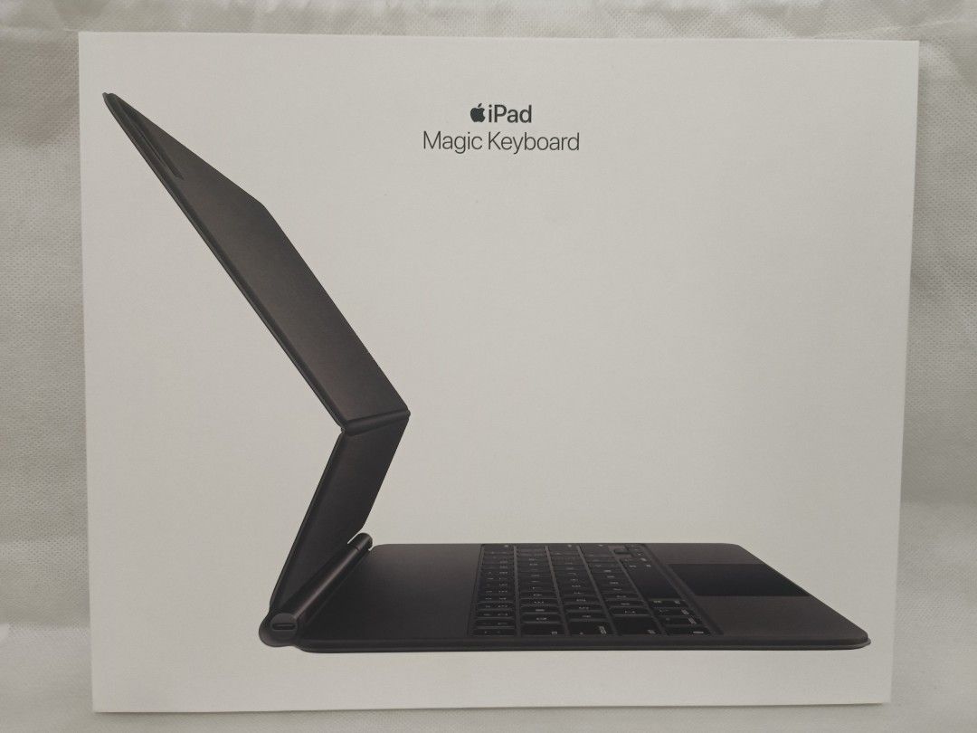 Apple iPad Magic Keyboard - Black444794475518382080