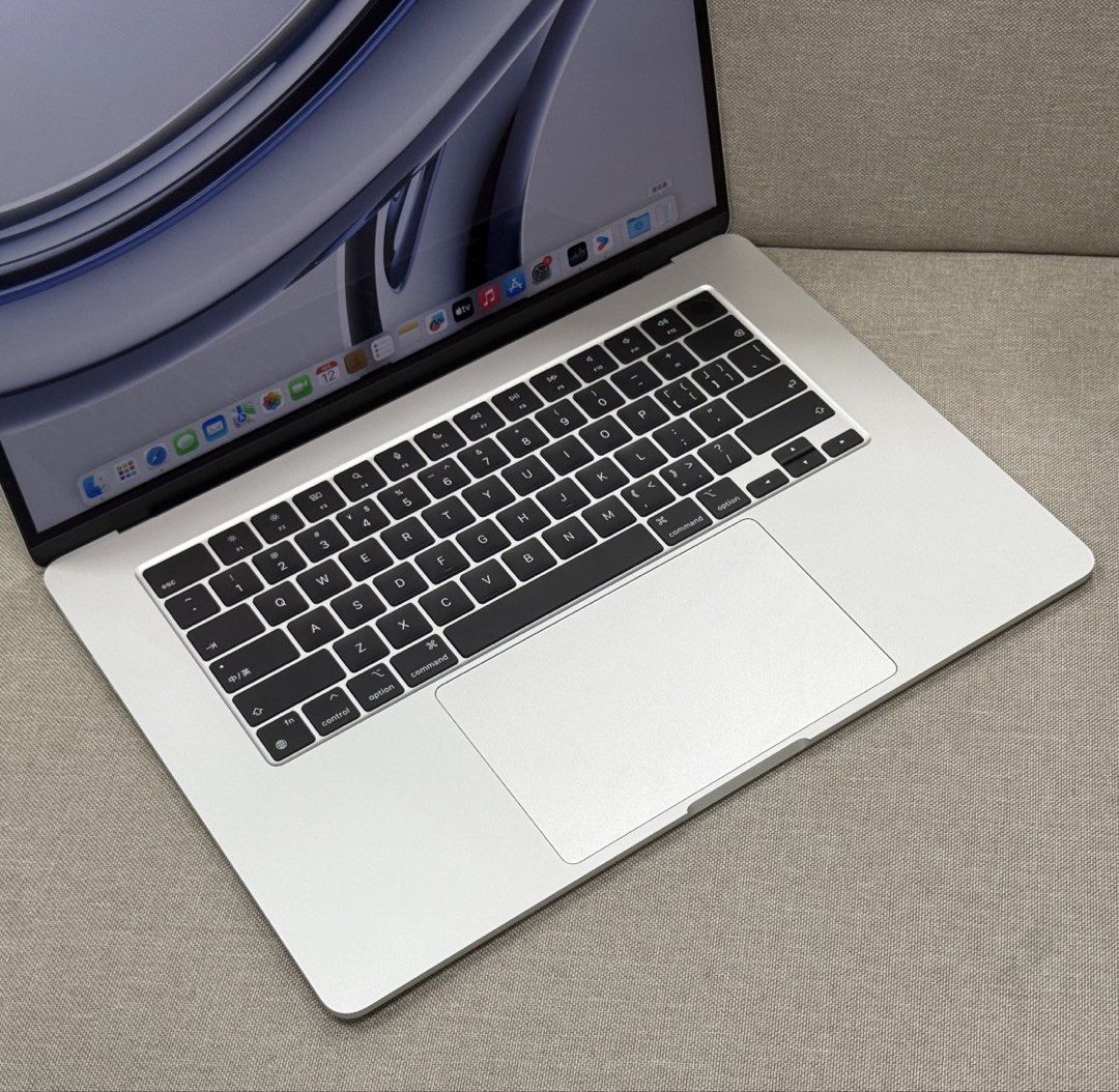Apple MacBook Air 15-inch M4445173106748968963