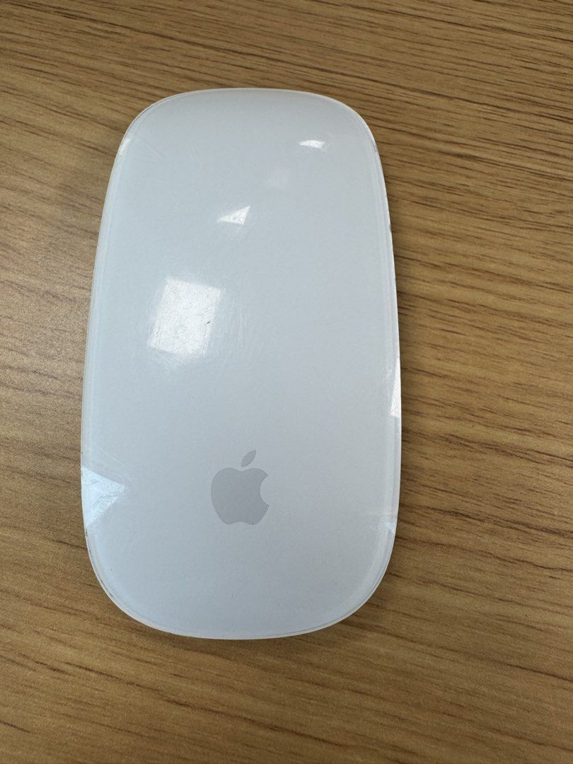 Apple Magic Mouse 1st Gen - White444689014829895680