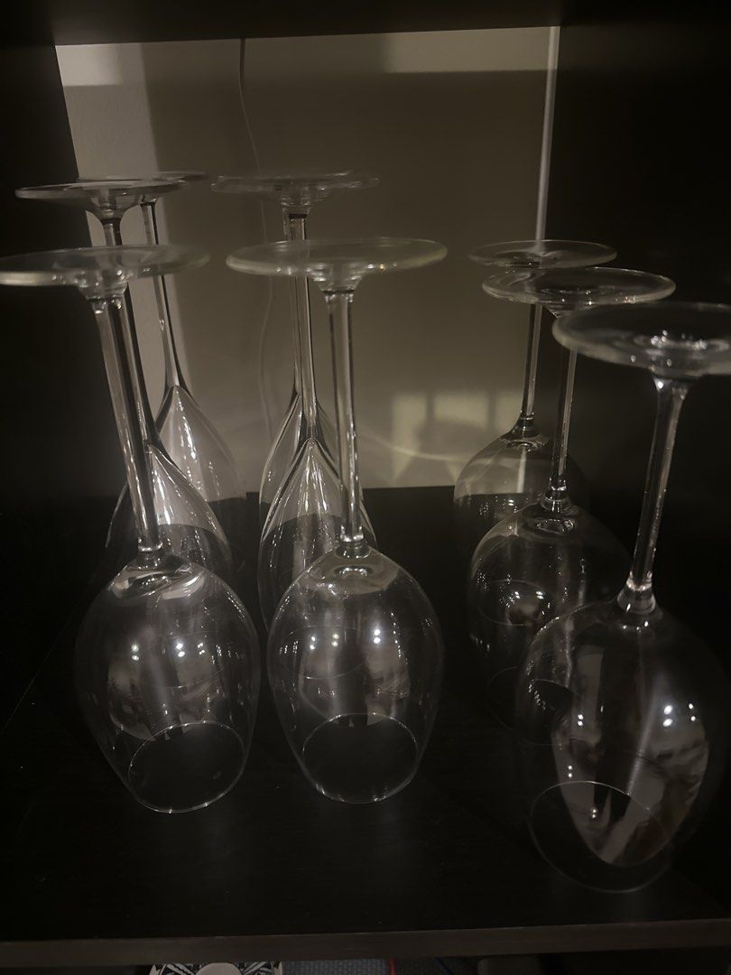 Assorted  Wine and Champagne Glasses (5 wine, 4 champagne)