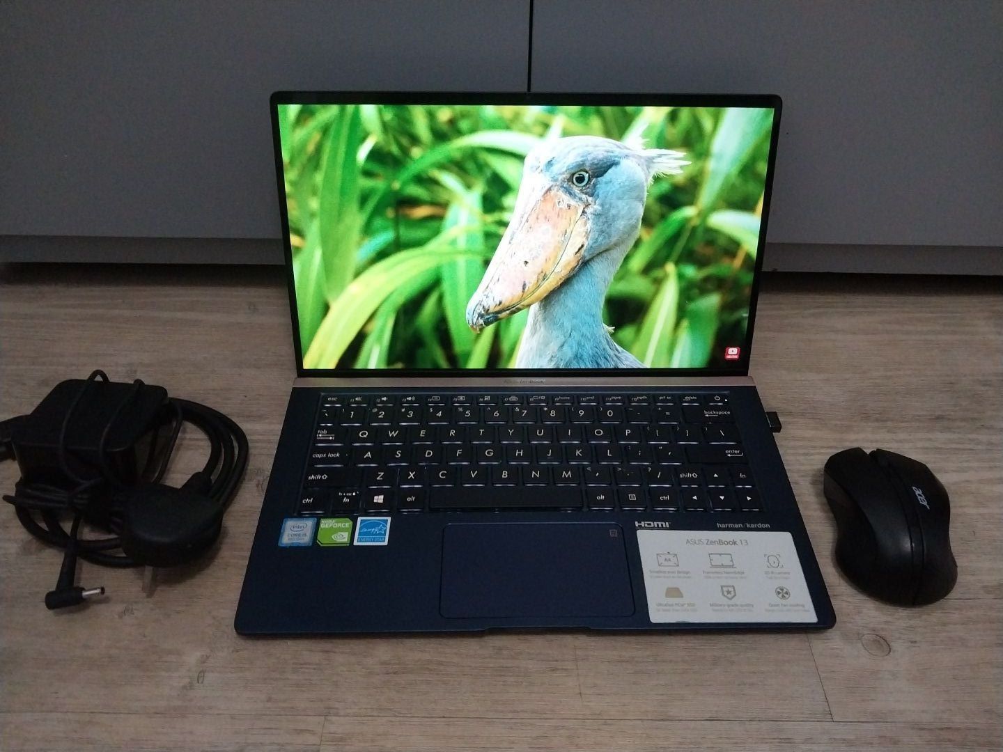 ASUS Core i5(8thGen), 8GB/512GB SSD Laptop UHD 13"