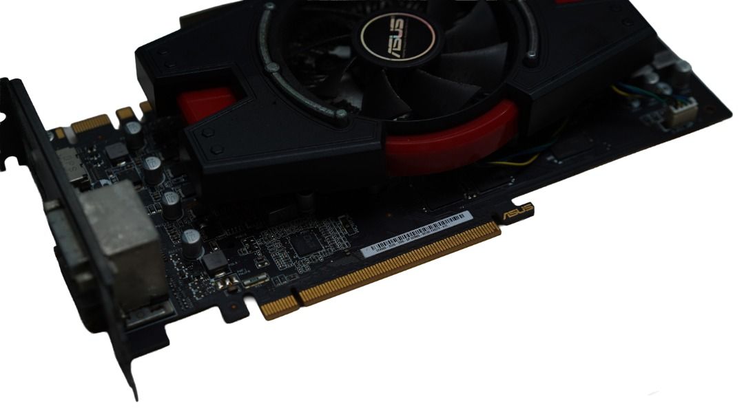 ASUS GTX 660445194055577784322