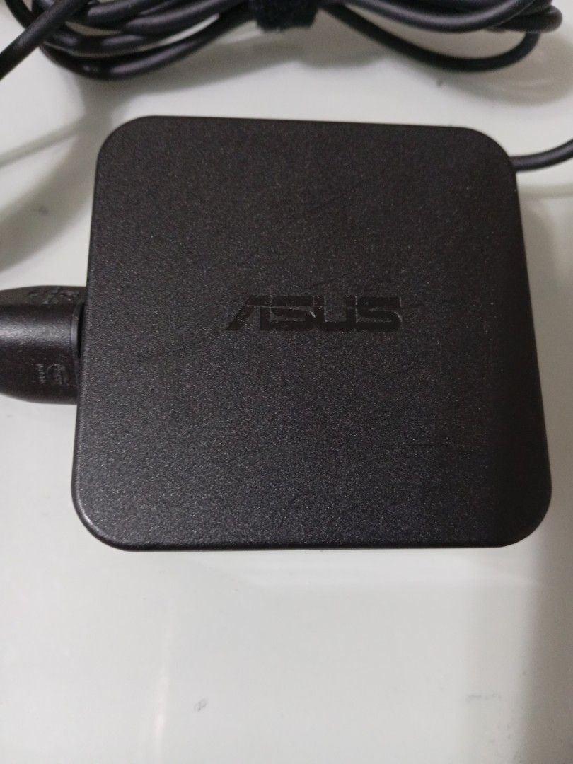 ASUS Laptop Charger - ADP-65GD B444675774376857602