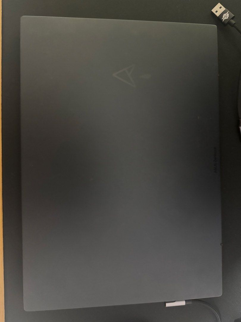 ASUS Zenbook UM3402Y445045627243079681
